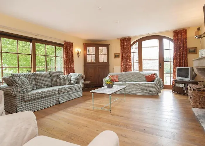 La Maison D'albertine Сasa de vacaciones Briscol