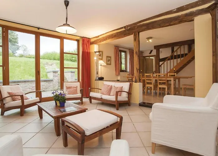 La Maison D'albertine Сasa de vacaciones Briscol